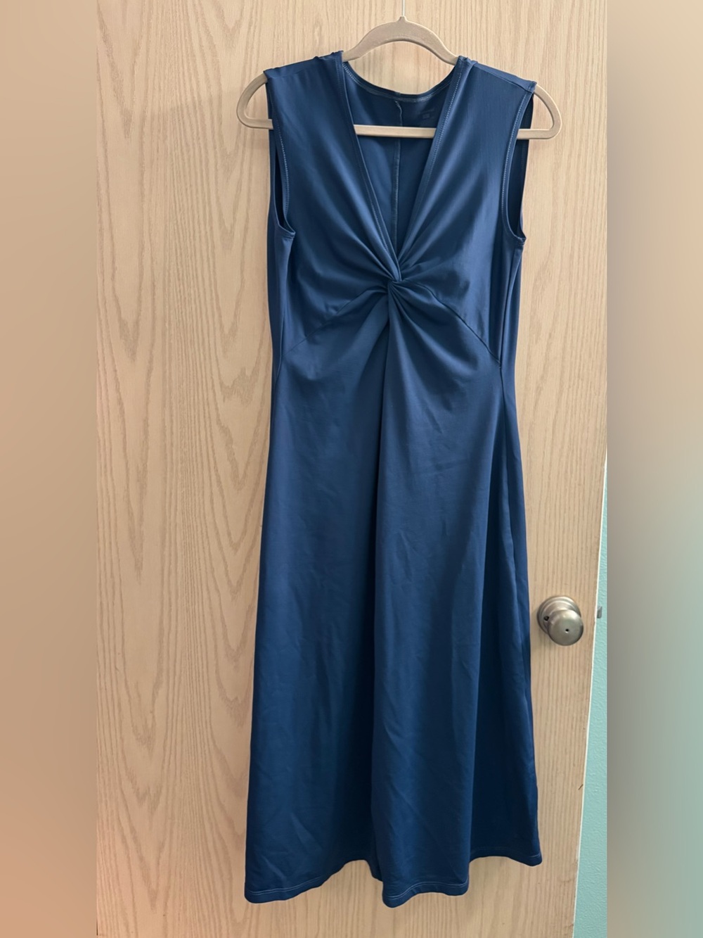 Patagonia Blue Twist-Front Sleeveless Women’s Dress